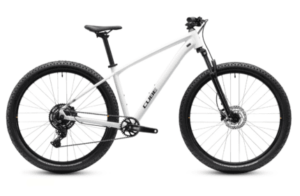 Cube Aim ONE Metallicwhite Black 2027