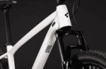 Cube Aim ONE Metallicwhite Black 2027 - Image 9